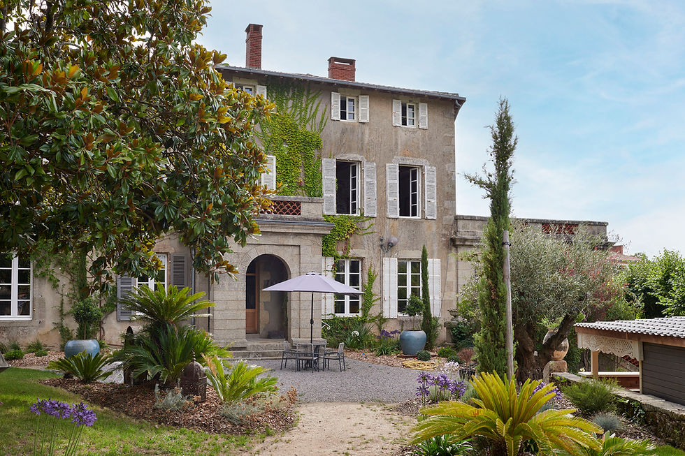 Façade de la Villa Po'strophe