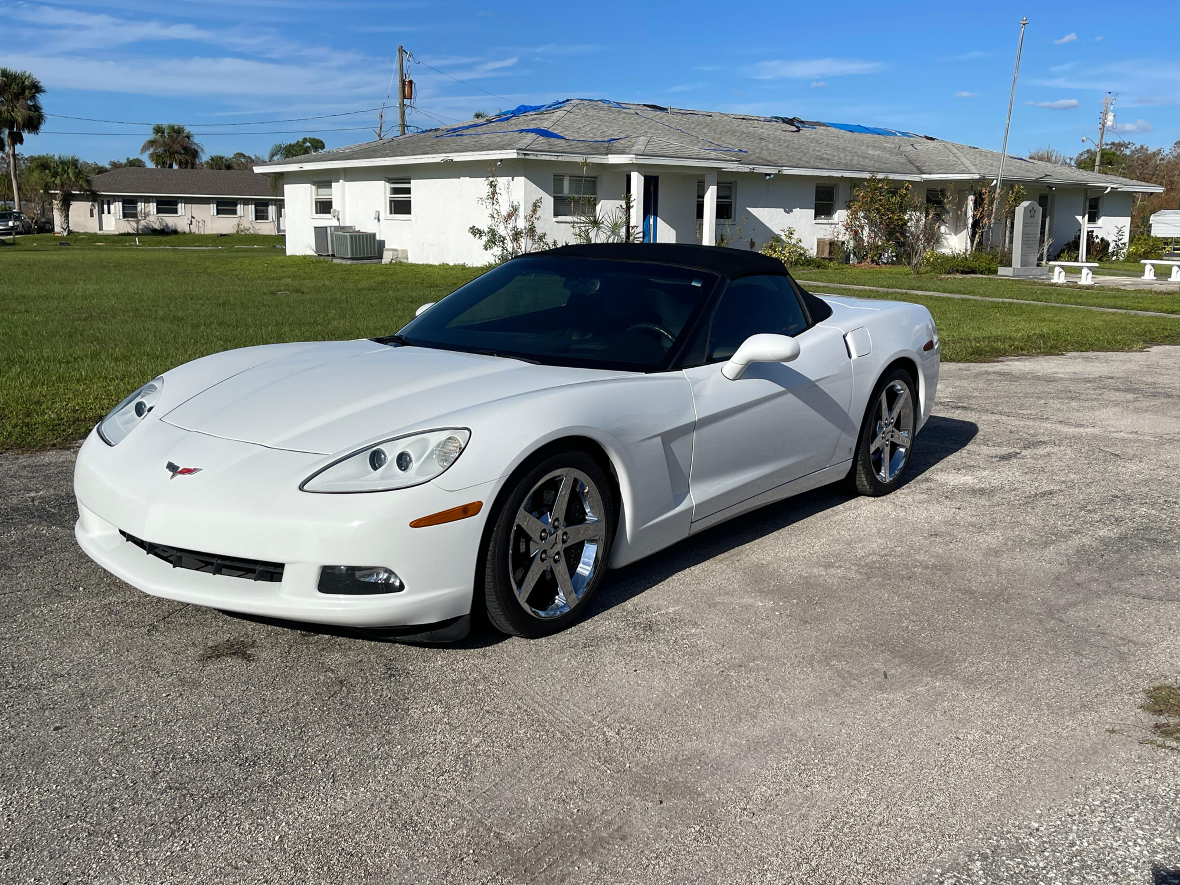 Chevrolet Corvette C6 convertible