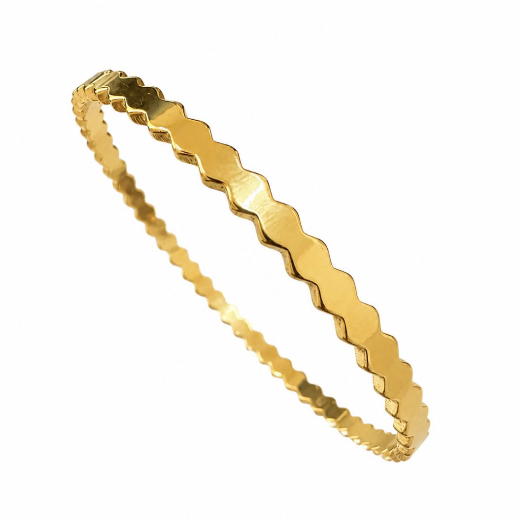 KARMY Bangle Bracelet