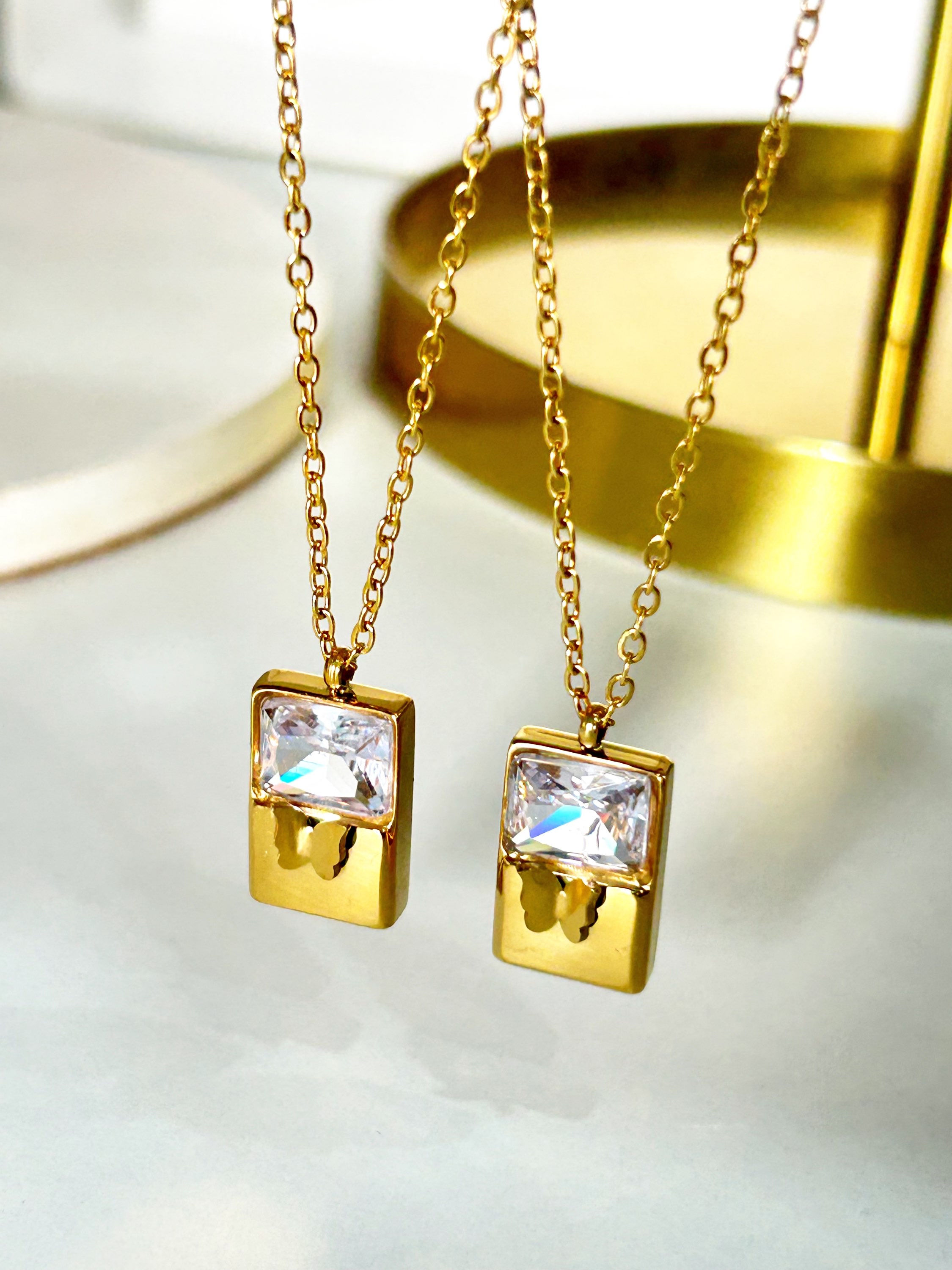 LUCIA Necklace