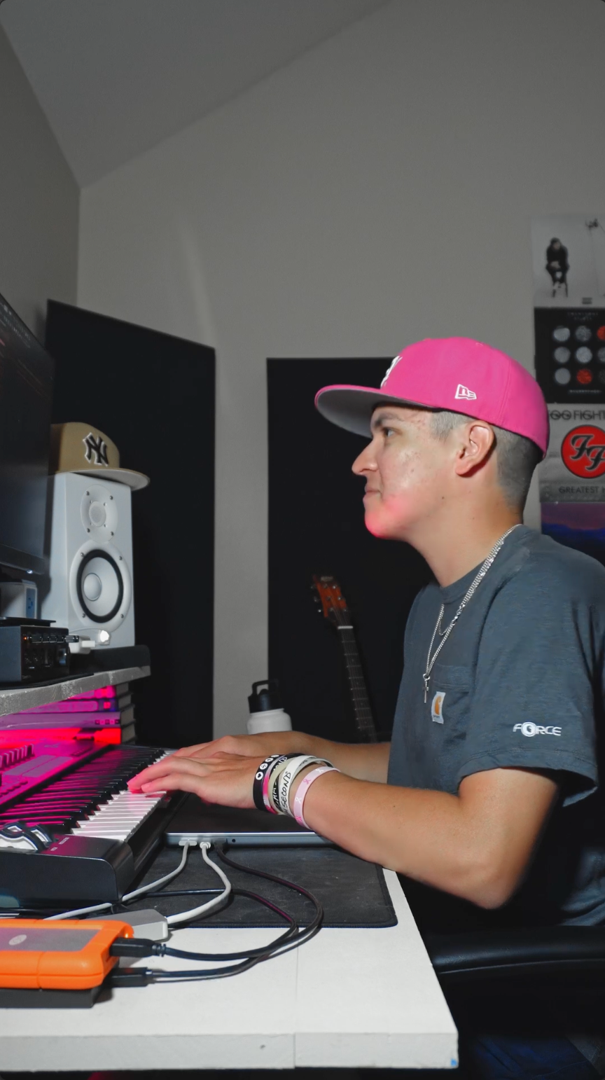 "YOUR EYES" Sample + Stems