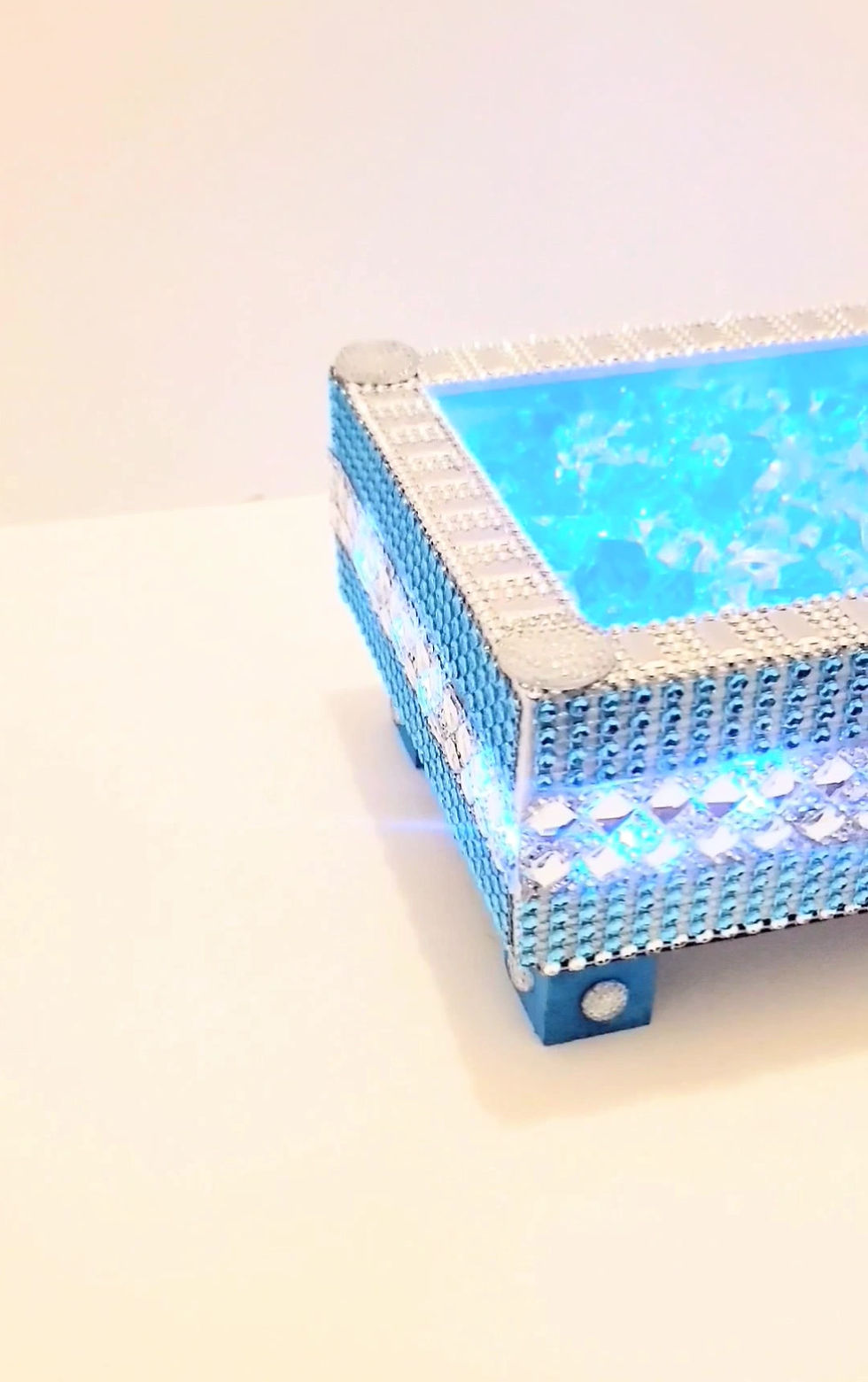 Thumbnail: Mediterranean Bling Table Centerpiece Vase Set W/Lights