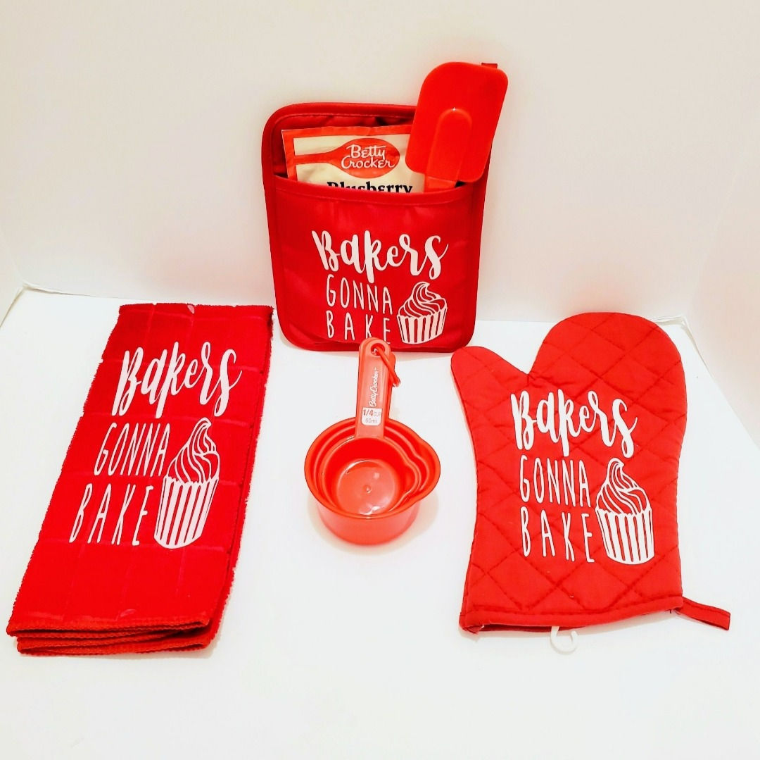 Bakers Gonna Bake 6 Piece Towel Kitchen Accessory Set