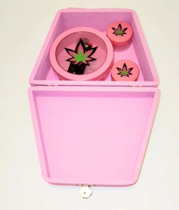 Thumbnail: Backwoods Barbie Purse Stash Box Set