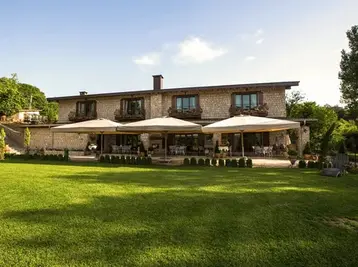 casa lavanda toplantı binası