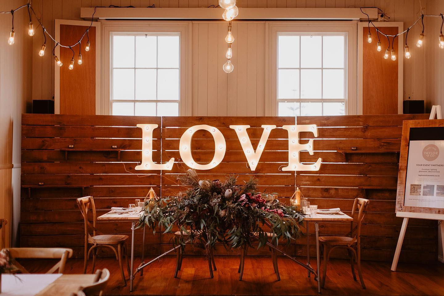 WOODEN BACKDROP WITH FEATURE SHELVES