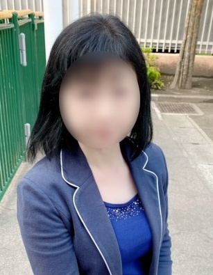 女性7