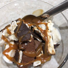 Rocky Road & Dark Choc with Caramel Sauce