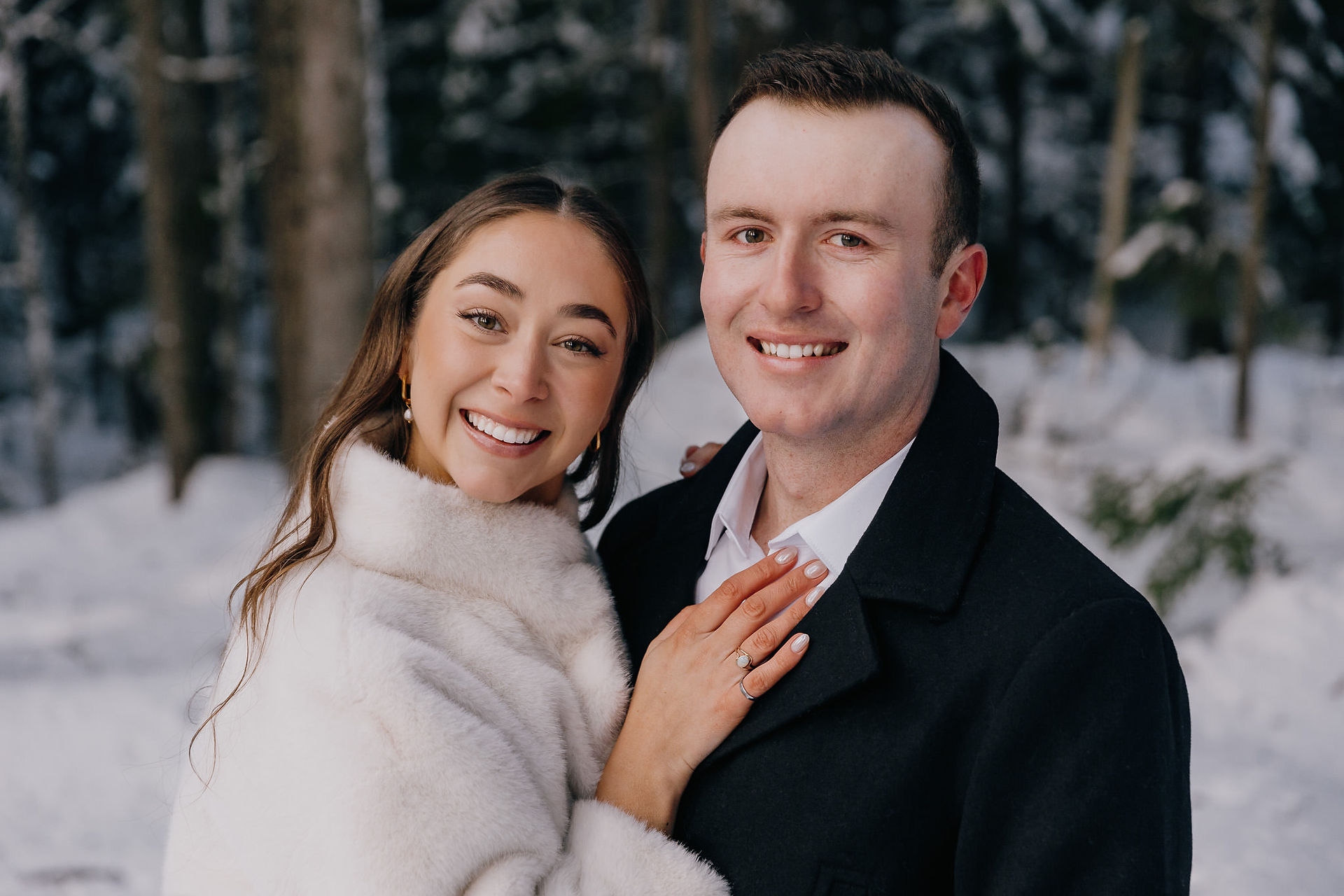 winter wedding in Revelstoke British Columbia