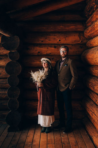 Winter Revelstoke Ski Wedding