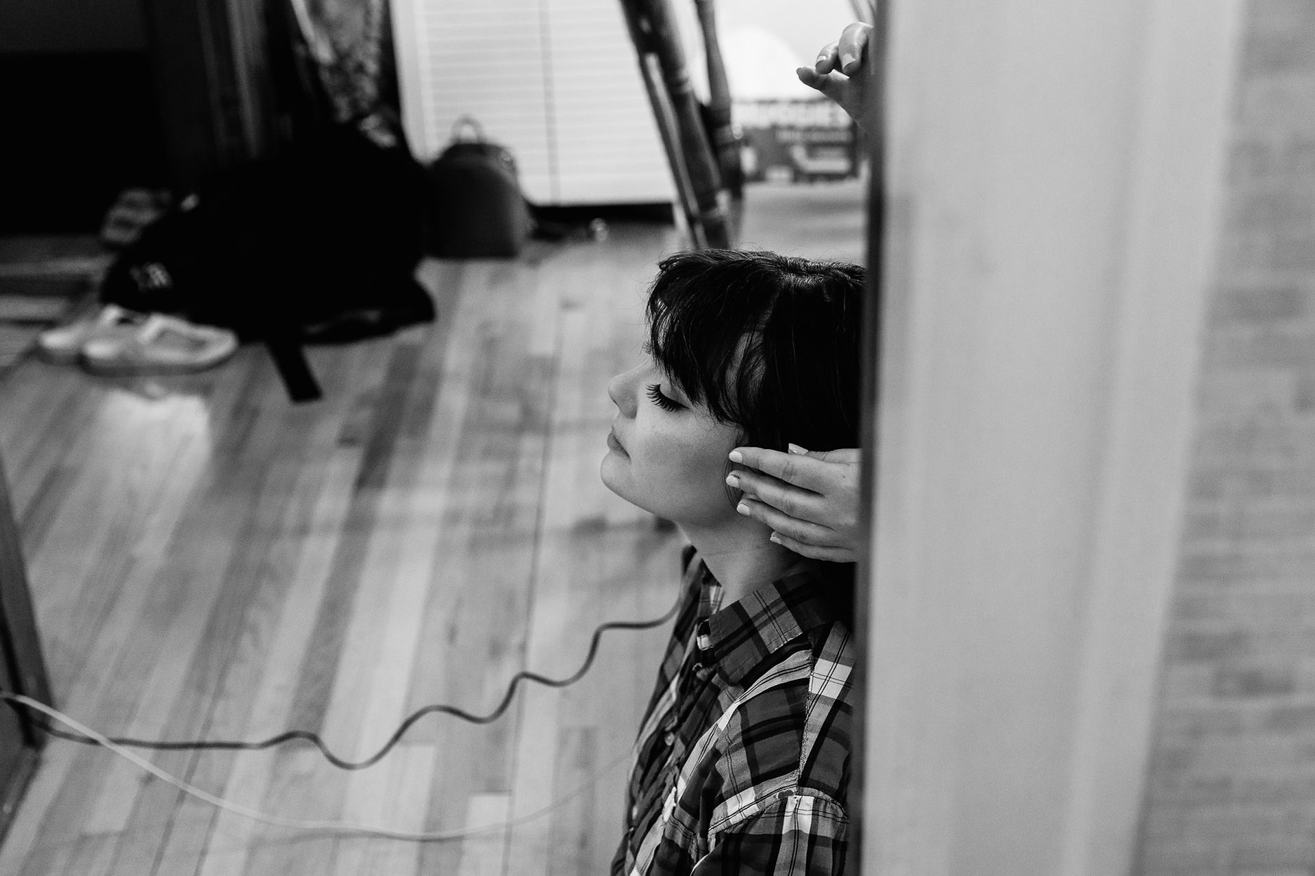 bride getting ready at home before her wedding