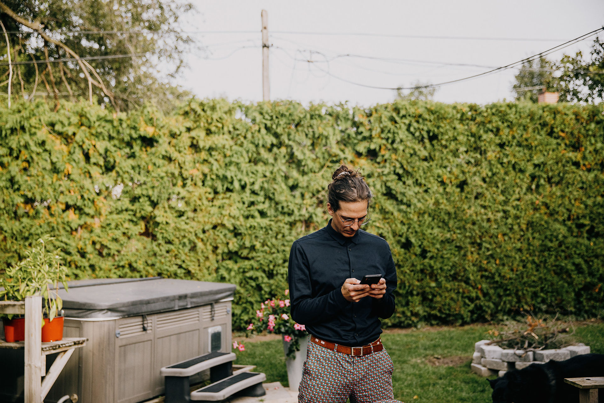 photography of a backyard wedding reception in Toronto