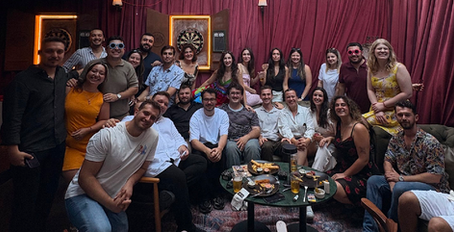Yeni dönemin heyecanını birlikte yaşamak, Rotaract dostlarımızla bir araya gelmek ve yazın enerjisini paylaşmak için Döneme Merhaba Partisinde buluştuk