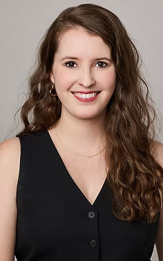 Caitlin McNeilage NYTC Headshot_edited.j
