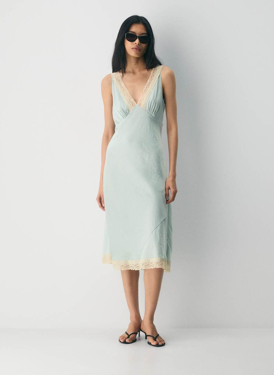 Aritzia Wilfred Daisychain Satin Dress 日本綢緞V領中長款連身裙