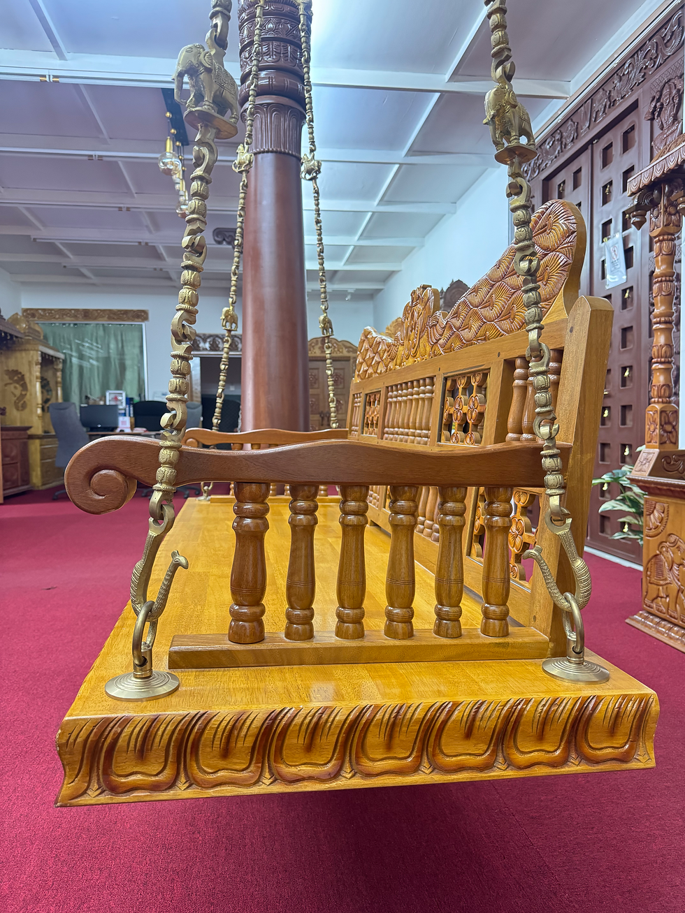 Thumbnail: பின்புறம் 6 அடி கொண்ட ஊஞ்சல்