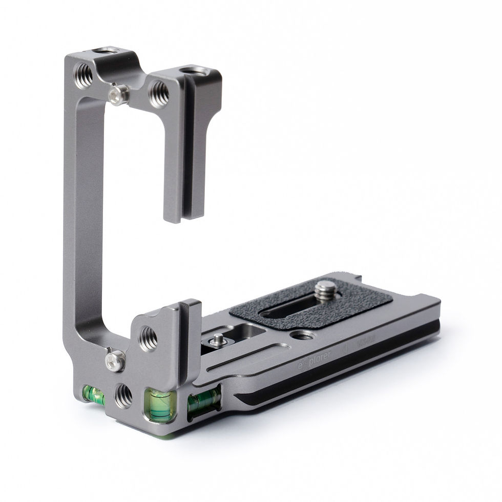 Thumbnail: Explorer Vertical Explorer L Bracket for Canon R5/R6