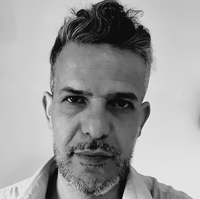 photo de Khalifa Belouzaa