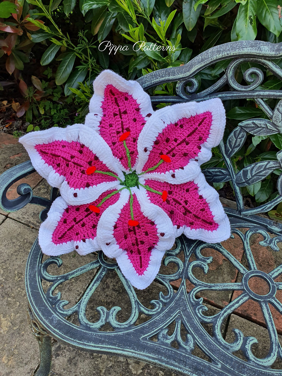 Thumbnail: Lily Cushion