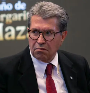 Monreal reconoce “desgaste real” de Morena rumbo a 2027