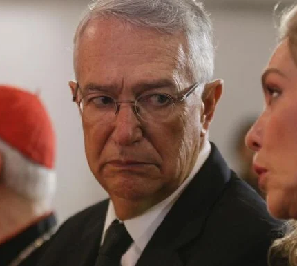 "Amarga Navidad" para Tío Richi; SAT prevé cobrarle 51 mil millones de pesos en enero de 2026