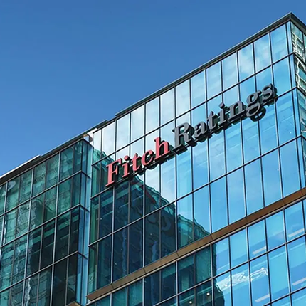 Sigue latente el riesgo de punto final al T-MEC: Fitch; urge a reducir la deuda