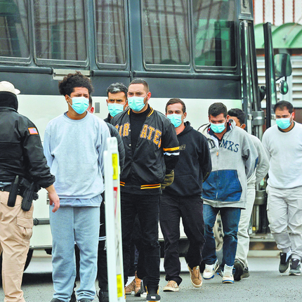 Han salido 2 millones de migrantes de Estados Unidos