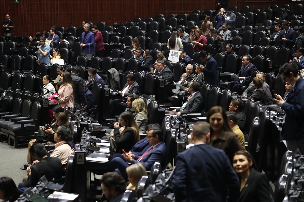 El hecho de que aún no se haya alcanzado un acuerdo entre Morena, PT y PVEM sobre la iniciativa de reforma electoral que enviará al Congreso la presidenta Claudia Sheinbaum “sí mete presión” y deja abierta la posibilidad de que ese proyecto finalmente no se presente, afirmó el grupo parlamentario de Morena en la Cámara de Diputados.