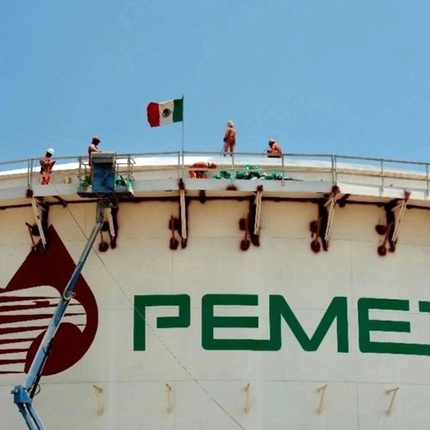 Pemex debe pagar más de medio billón de pesos antes de marzo