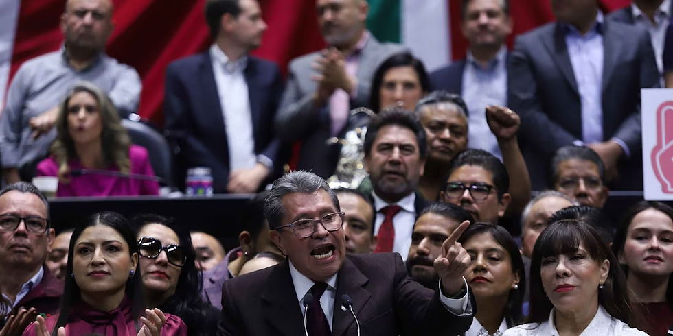 El coordinador de los diputados de Morena, Ricardo Monreal, aseguró que el llamado “Plan B” de la reforma electoral es constitucional y explicó que la propuesta contempla cuatro puntos, entre ellos posponer hasta el 28 de agosto la segunda elección judicial.