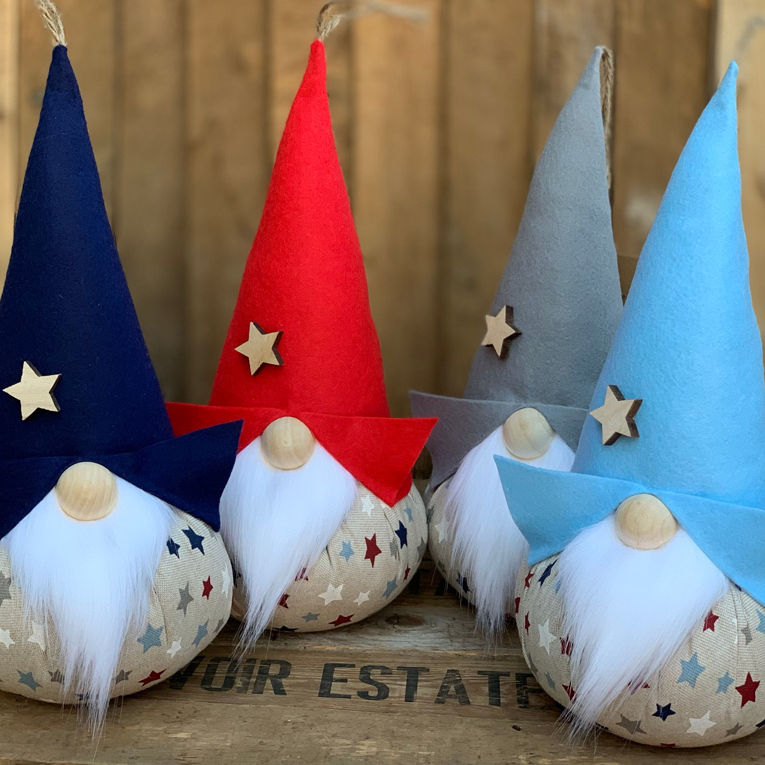 Doorstop Gnorbit- Stars/blues & reds