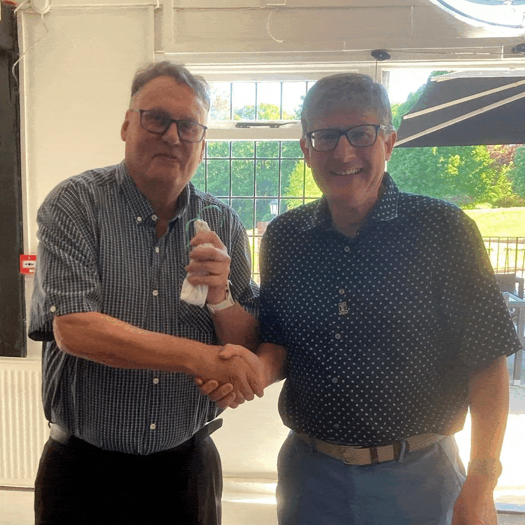2025 - Warren - Guest Prize.gif