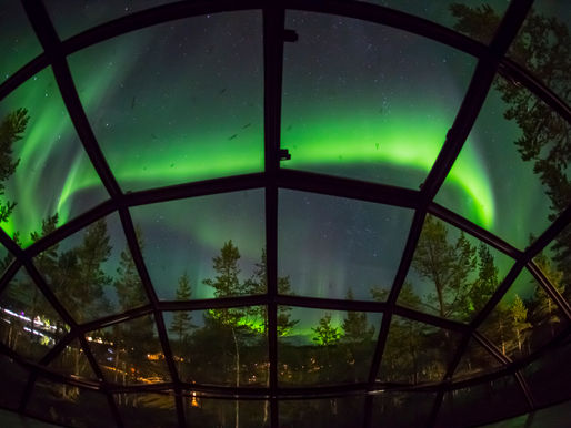 How do I find the Best Northern Lights Tour Package?