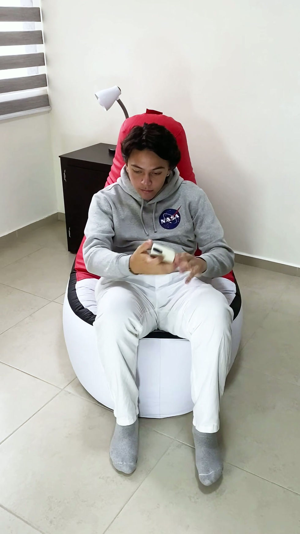 Miniatura: Sillón Puff Tenis tipo Converse. Ideal Para Personas De Hasta 95 Kg