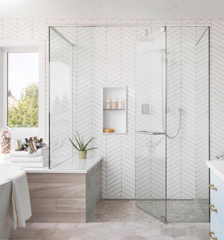 Chevron tile