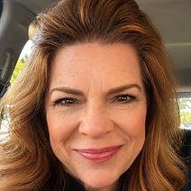 Julianne_edited.jpg