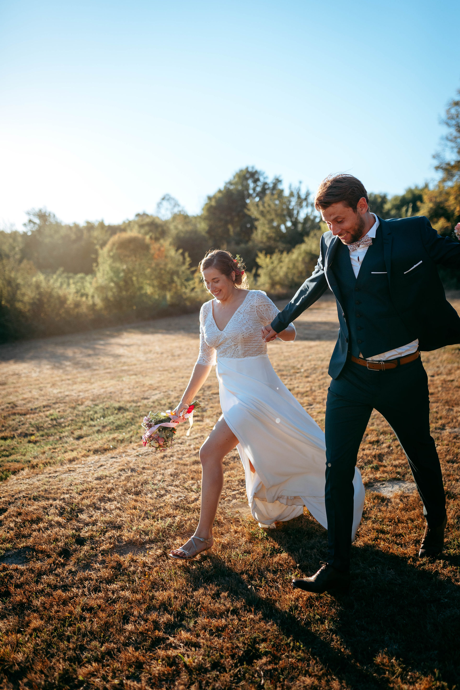 photo de couple pendant le mariage