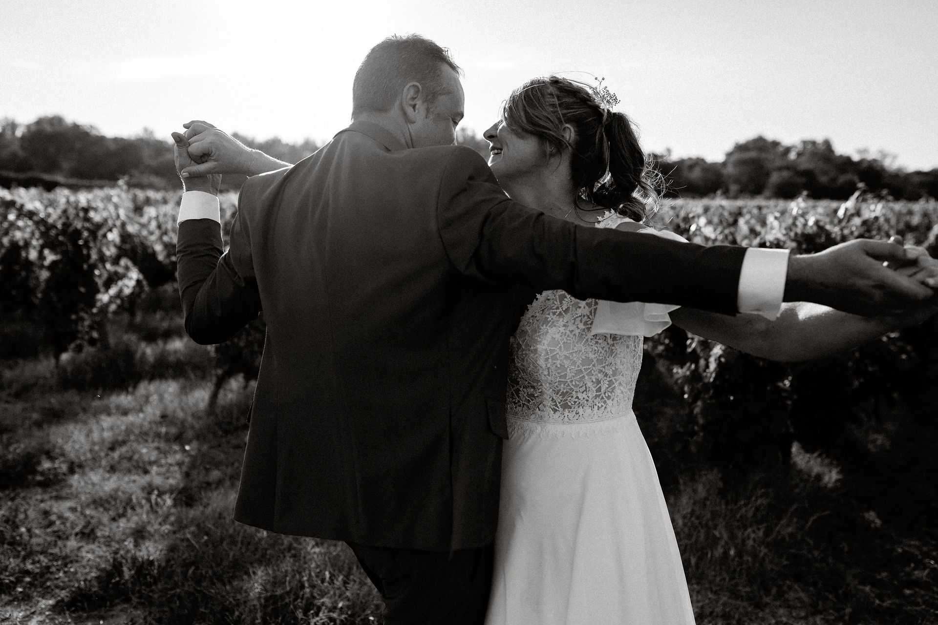 séance couple domaine à castres gironde - photographe mariage en gironde
