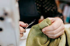 reportage métier couturiere à la Brede