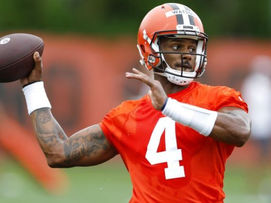 Deshaun Watson es suspendido por la NFL