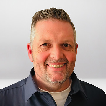 Gerhard Profilbild 2024_edited_edited.jpg