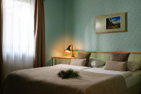 Dnevni prostor apartmaja Terme Snovik, Tuhinjska dolina — Tadej Škofic, fotograf