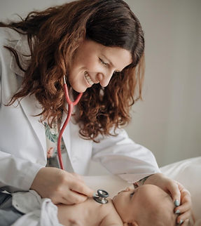 Consulta de Pediatria com a Dra. Joana Oliveira.