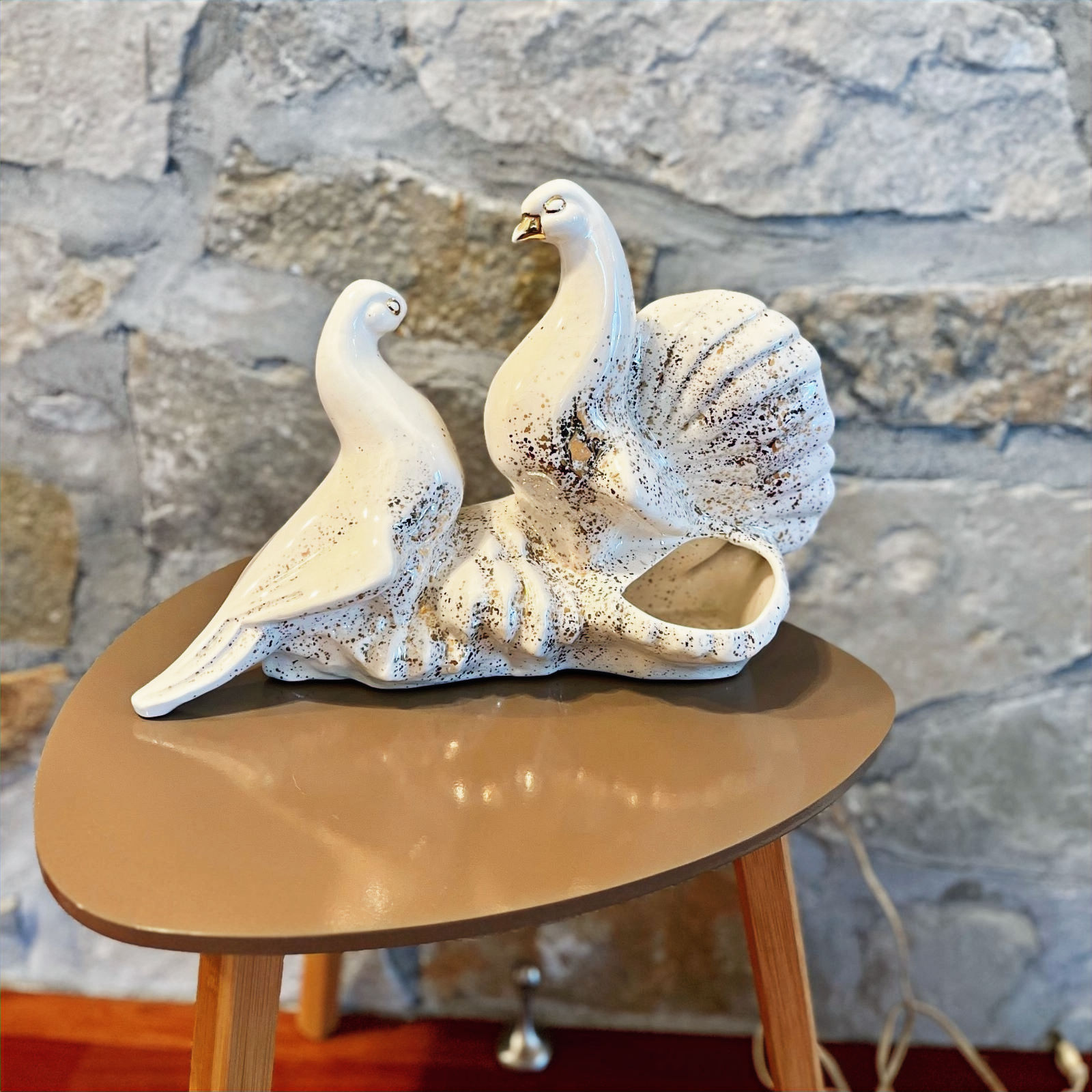 Lampe TV vintage en céramique avec deux colombes, style années 1950