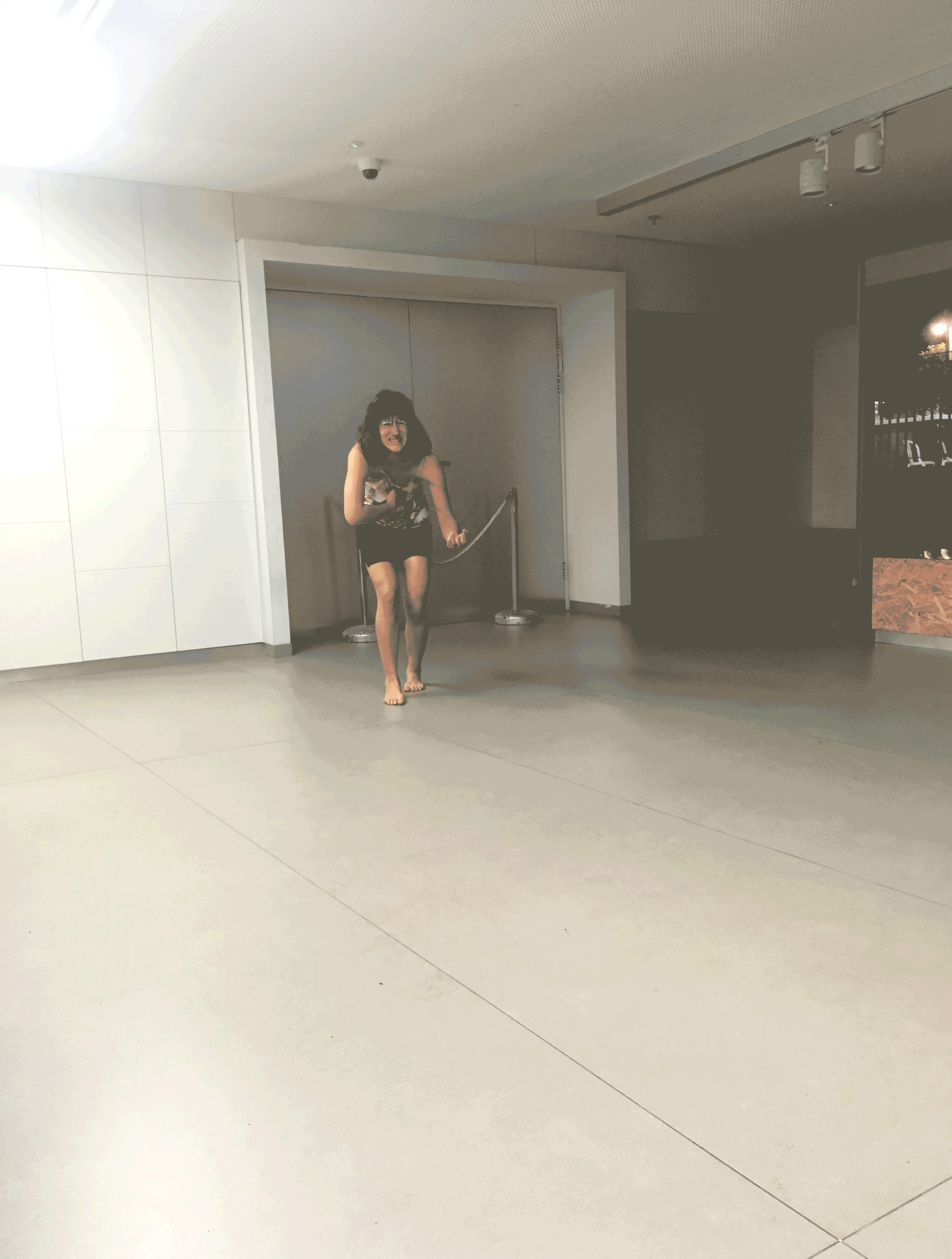 kim_walk2.gif