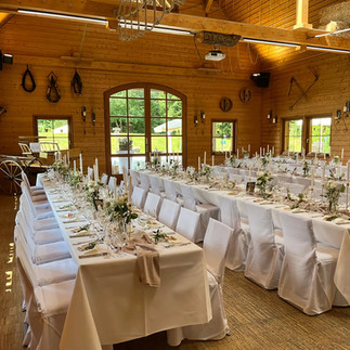 Tischdeko Hochzeit, Teamwelt Höchenschwand, Blumendeko, Hochzeitsdeko, Dekoservice, Deko mieten, Dekoverleih, Hochzeitsdeko leihen