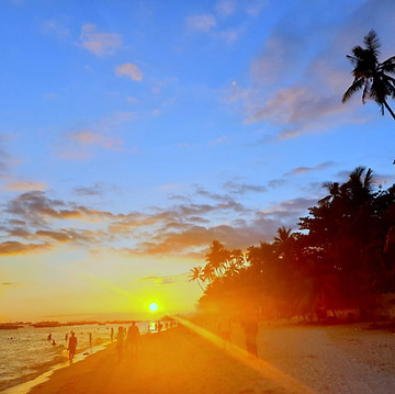 Sunset-in-Alona-Beach-Panglao-Island-Bohol-1024x768.jpg