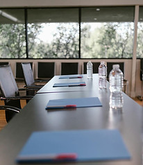 image qui montre un endroit de meeting