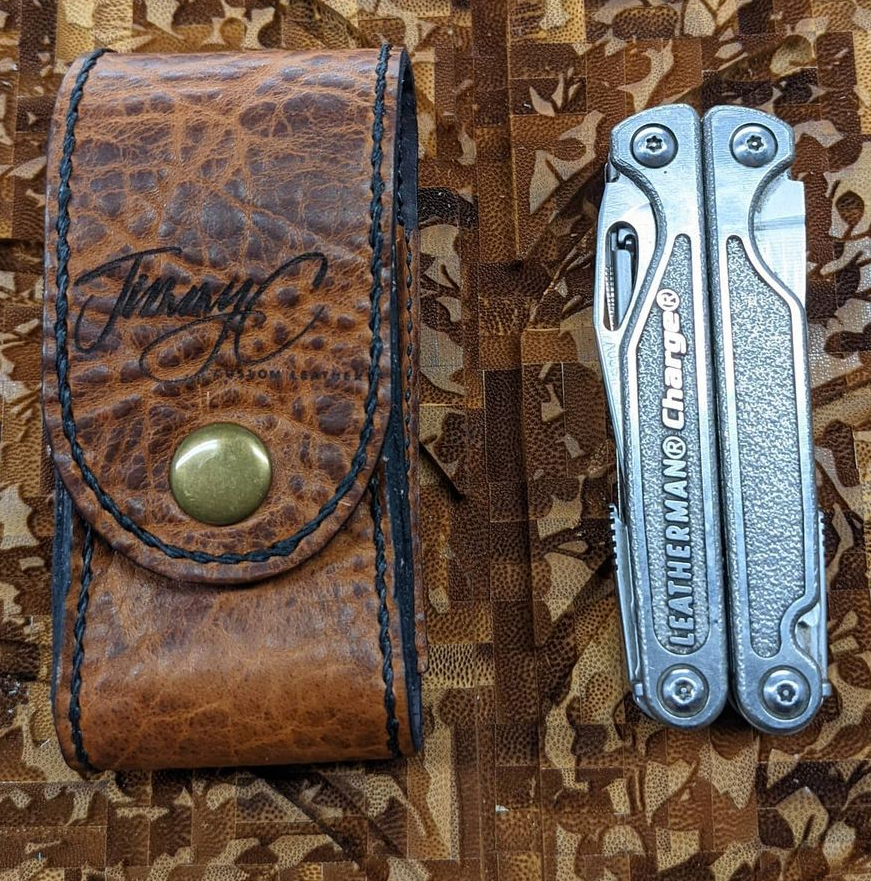 Thumbnail: Signature Bison Multi-tool Case