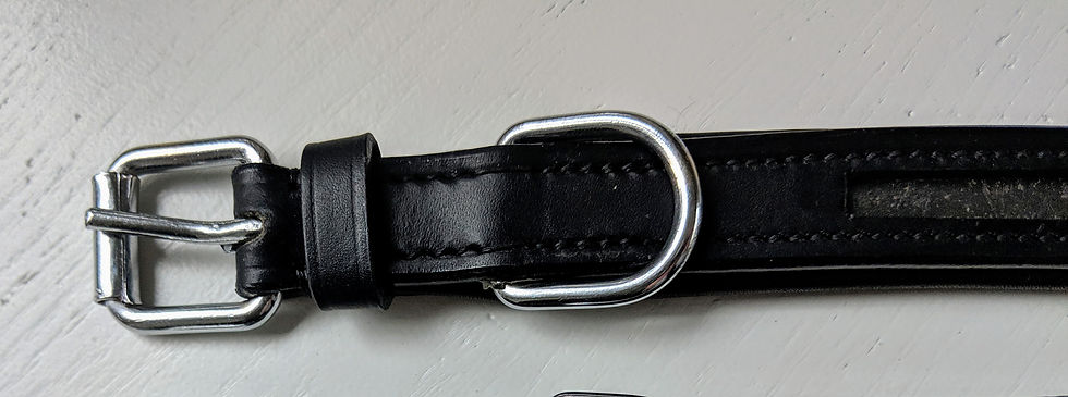 Thumbnail: Swarovski Square Bead Leather Dog Collar